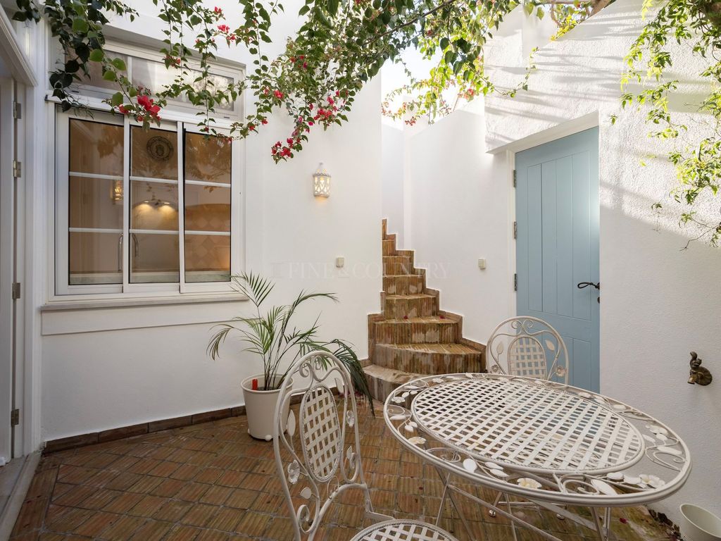 Property photo 1 of 30