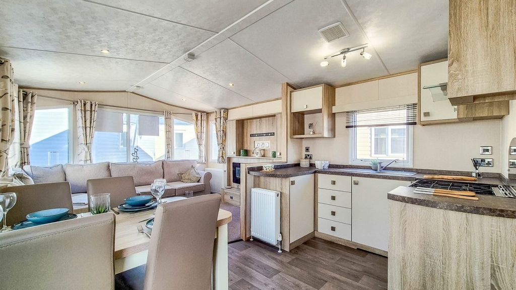 Property photo 3 of 20 Untitled 4