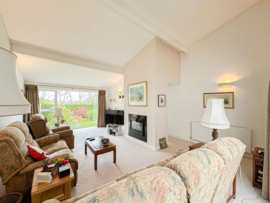 Property photo 2 of 26