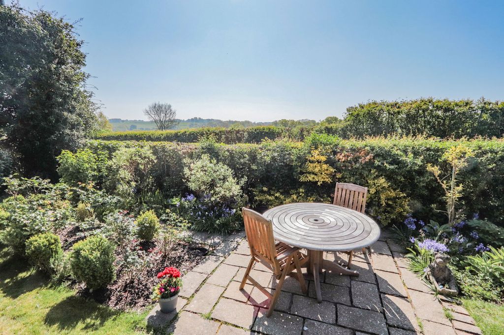 Property photo 3 of 19