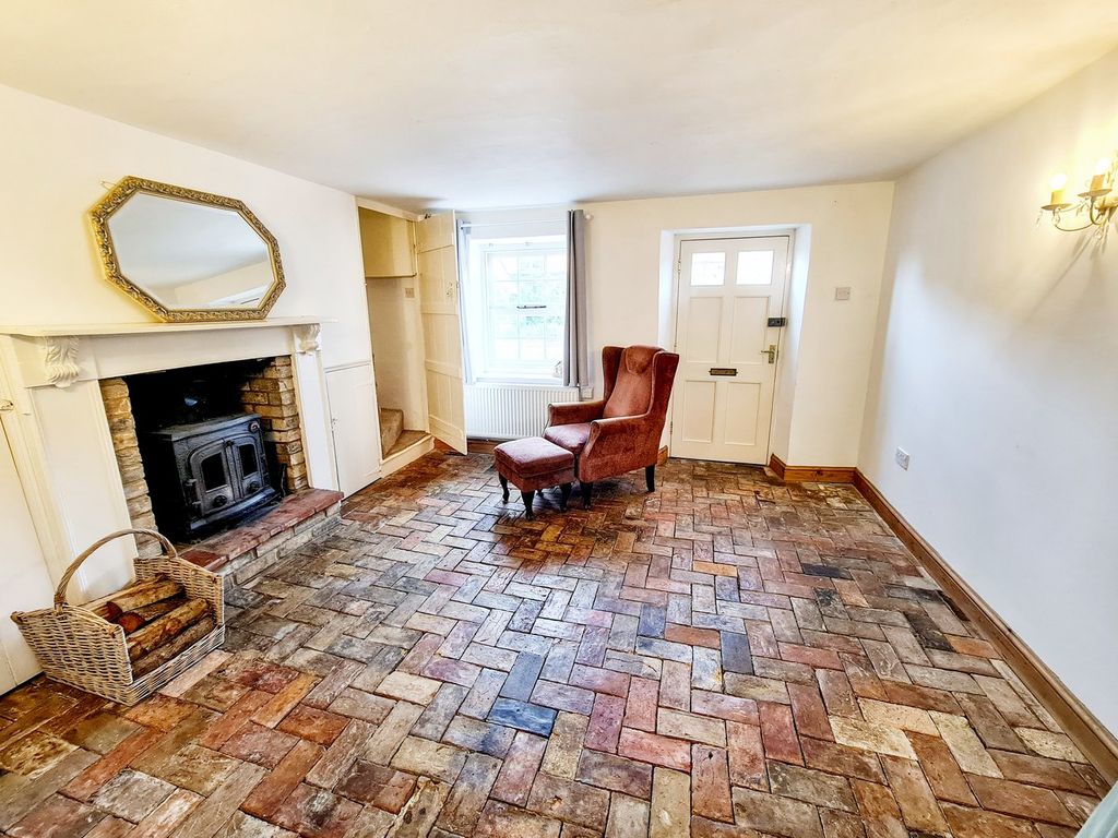 Property photo 3 of 20