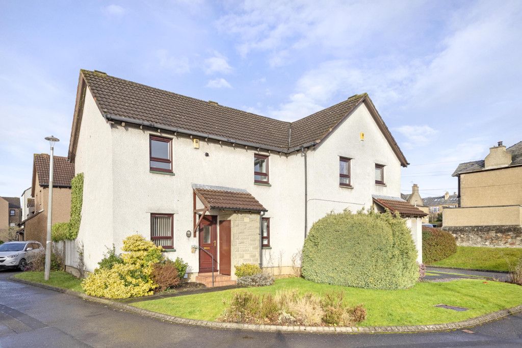 Property photo 1 of 25