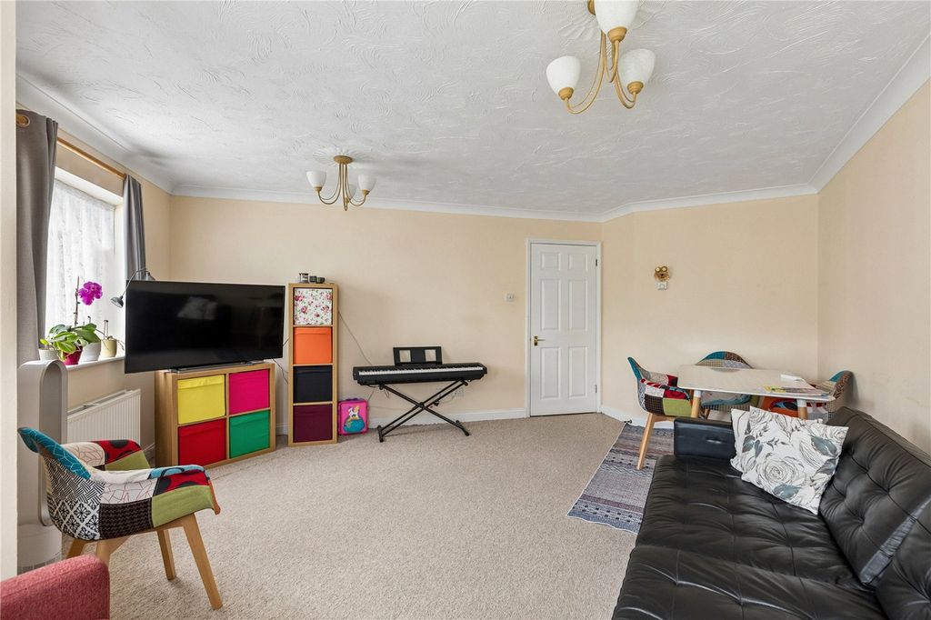 Property photo 3 of 14 Picture No. 05