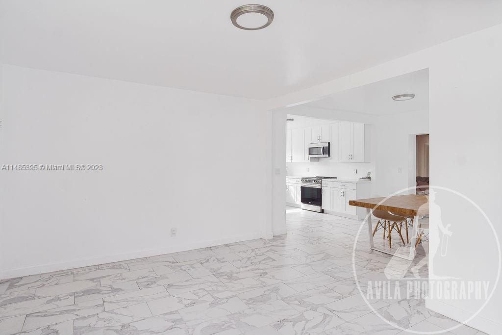 Property photo 2 of 50 <Alttext/>