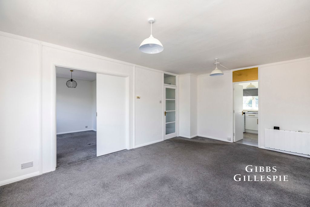 Property photo 2 of 11 Pbox-Img.Jpg