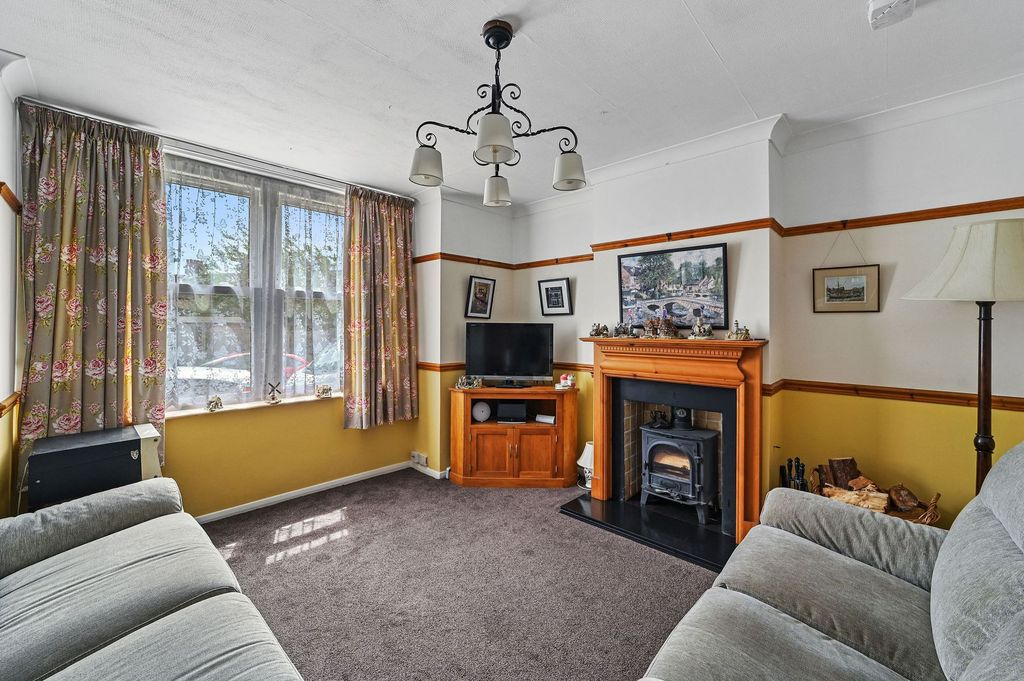 Property photo 2 of 15