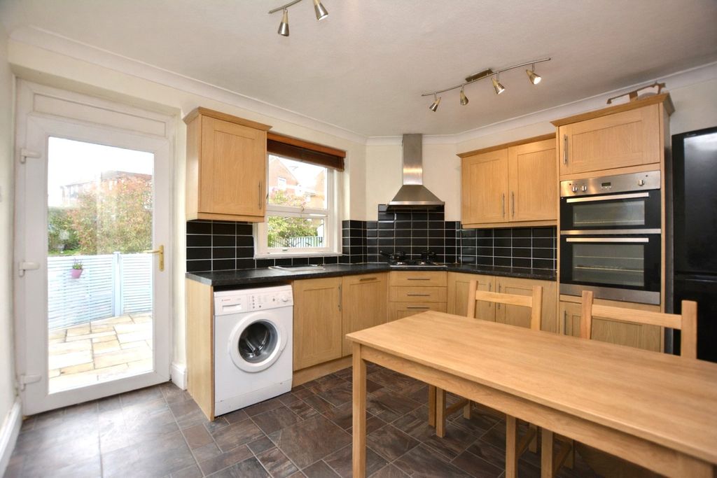 Property photo 2 of 9 Picture No. 01