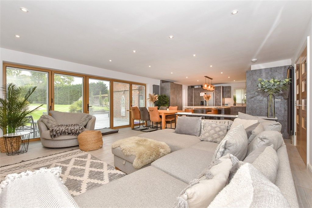 Property photo 3 of 22 Kitchen/Dining/Living Room