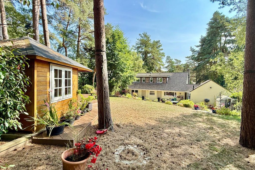 Property photo 3 of 43 Gallery