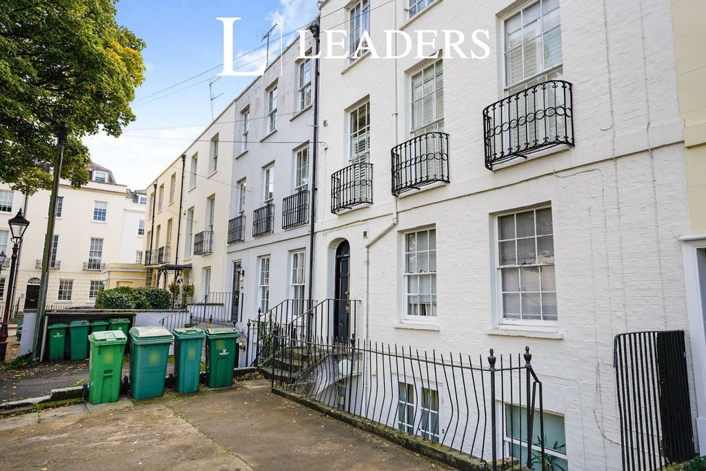 Property photo 1 of 10 1