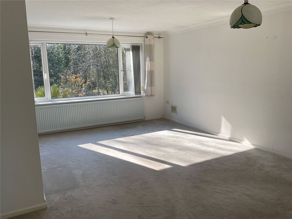 Property photo 3 of 14 Picture No. 10