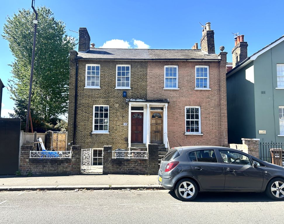 Property photo 3 of 9 145 Er - Ext