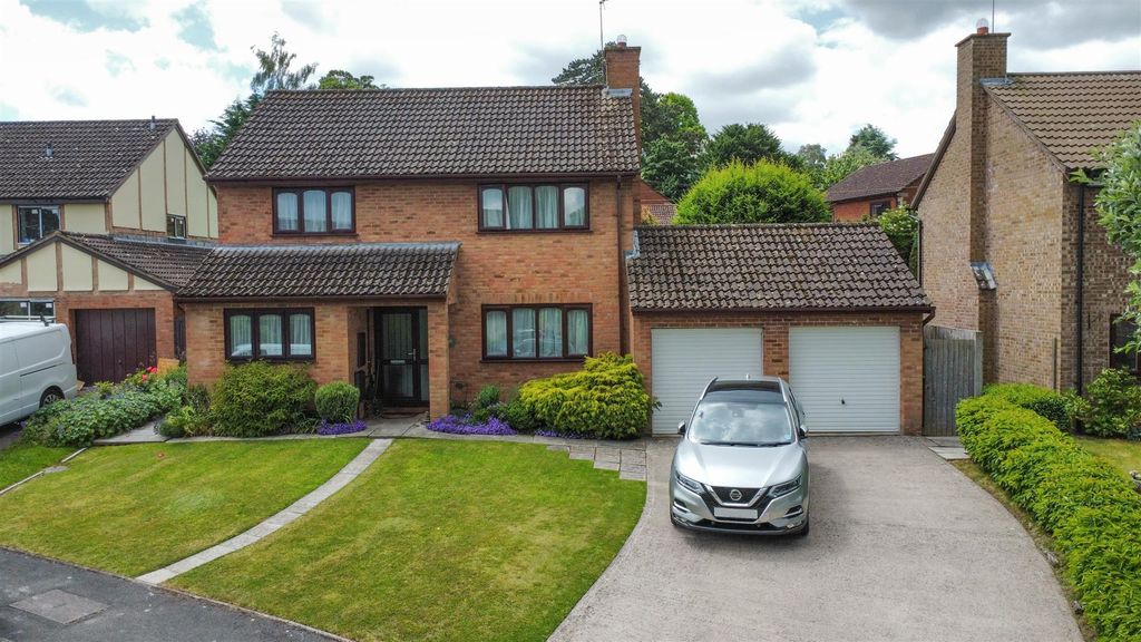 Property photo 1 of 22