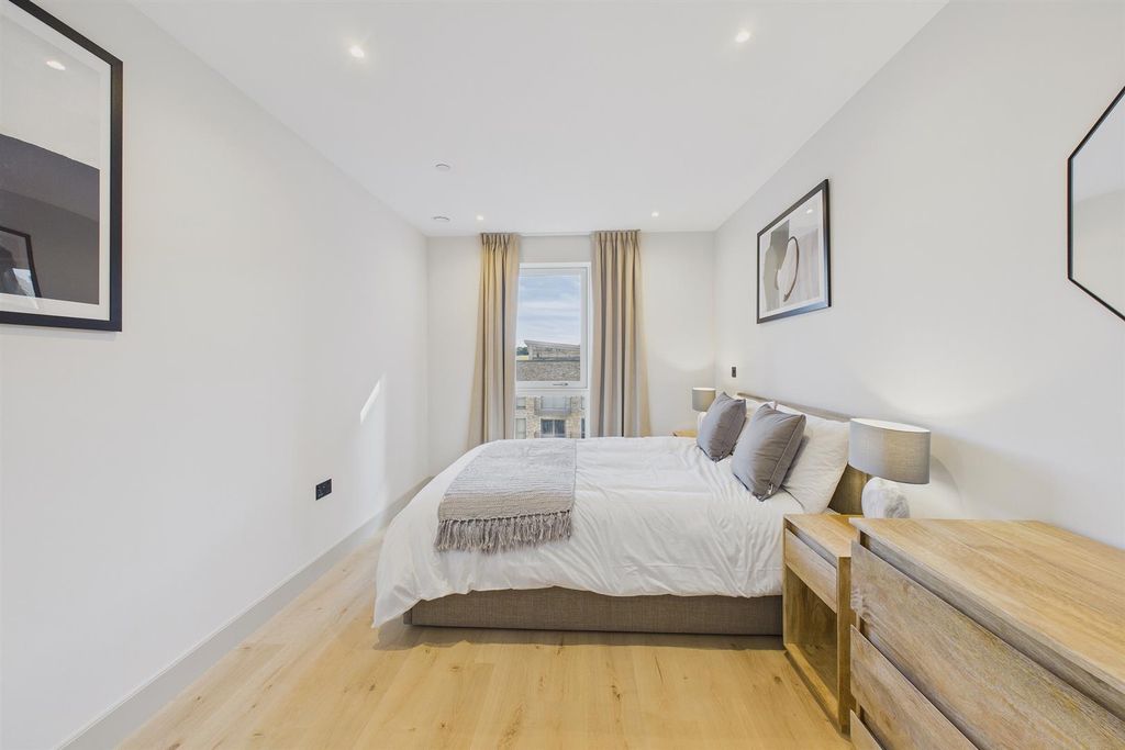 Property photo 2 of 18 3.Jpg