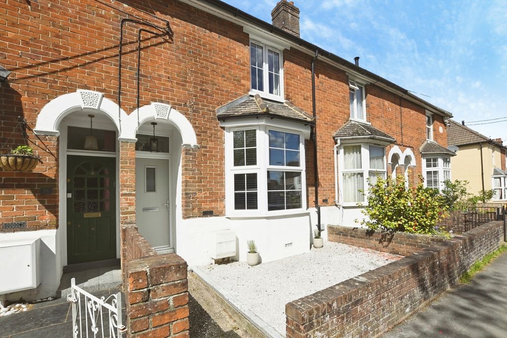 Property photo 1 of 24 Pbox-Img.Jpg