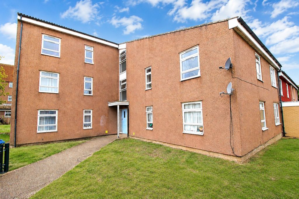 Property photo 1 of 7