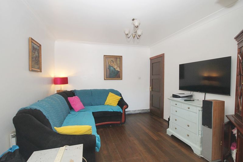 Property photo 2 of 12 Photo 2