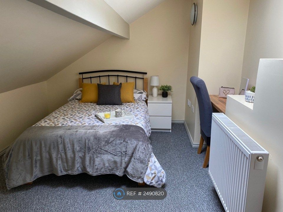 Property photo 3 of 8