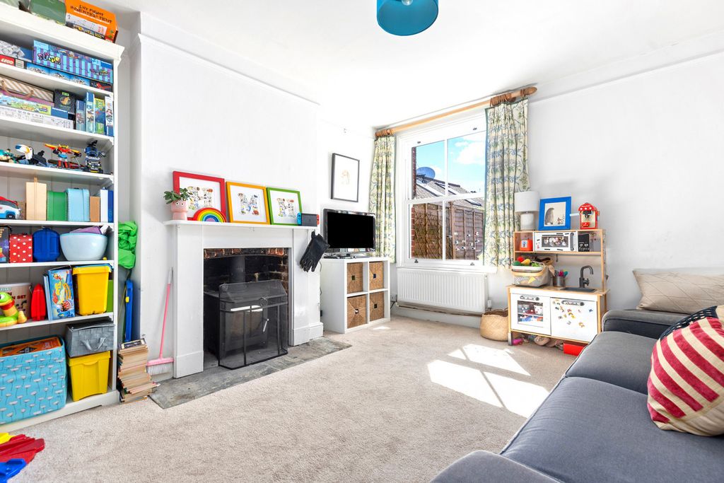 Property photo 3 of 13