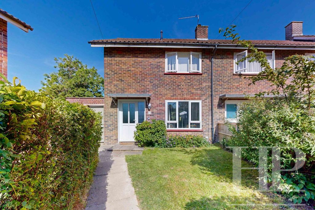 Property photo 1 of 25