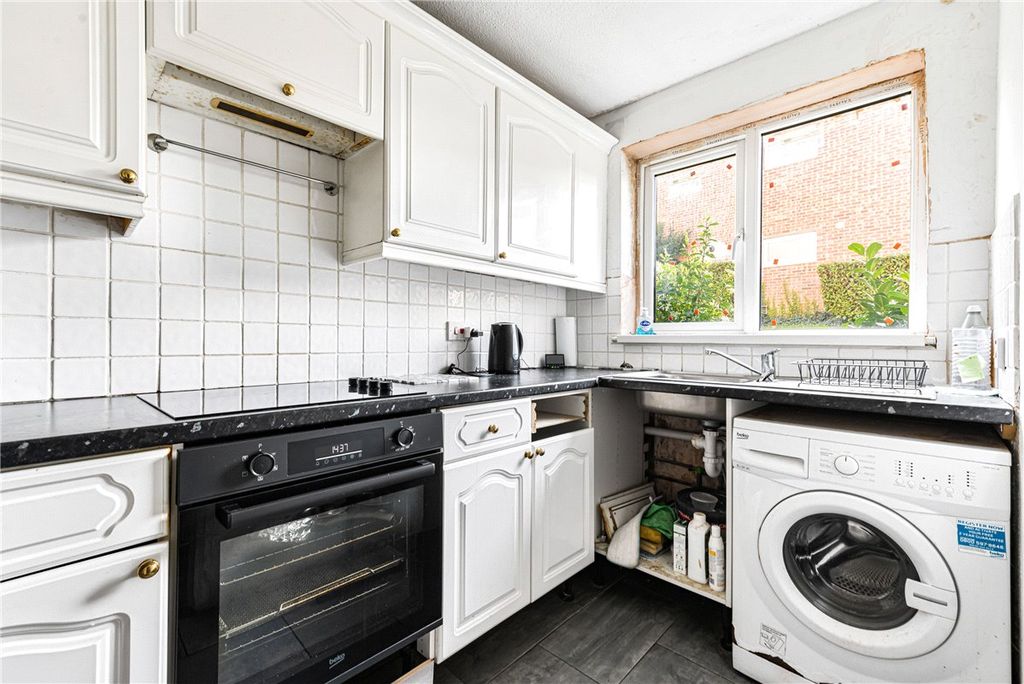 Property photo 2 of 14 Picture No. 04