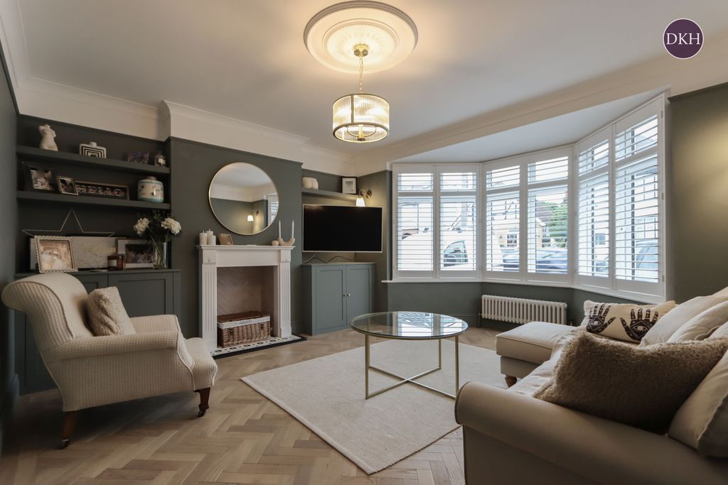 Property photo 2 of 17 Picture No. 15