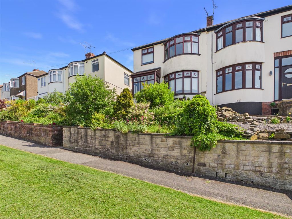 Property photo 1 of 16 Cam05476G0-Pr0229-Still003.Jpg