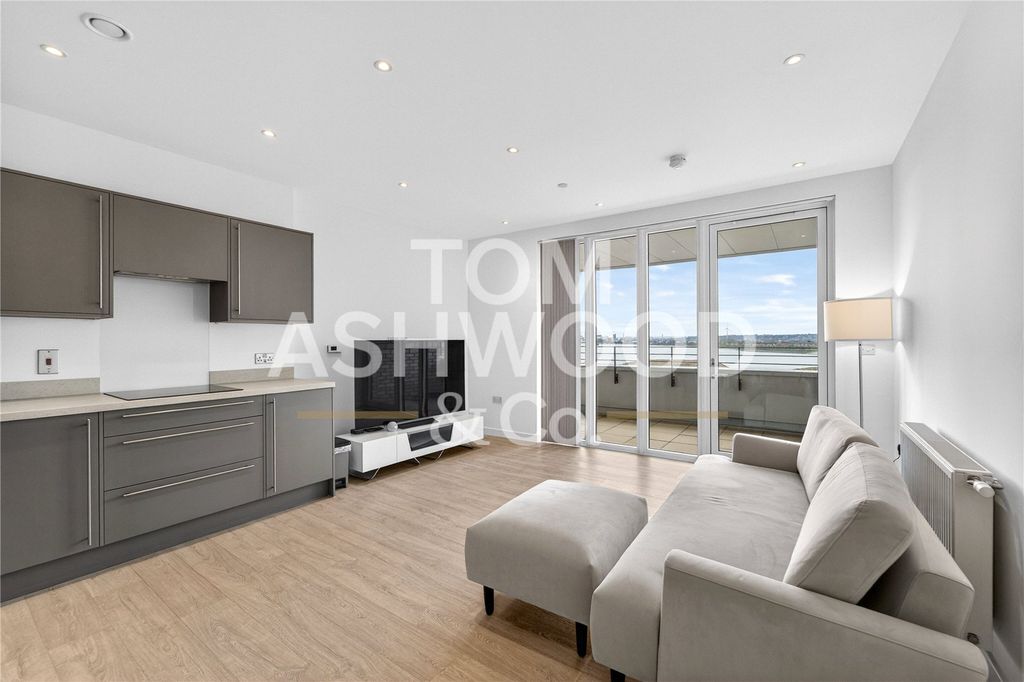 Property photo 1 of 19 Picture No. 28