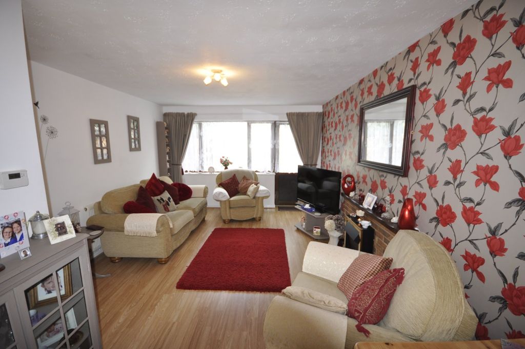 Property photo 2 of 8 Picture No. 03
