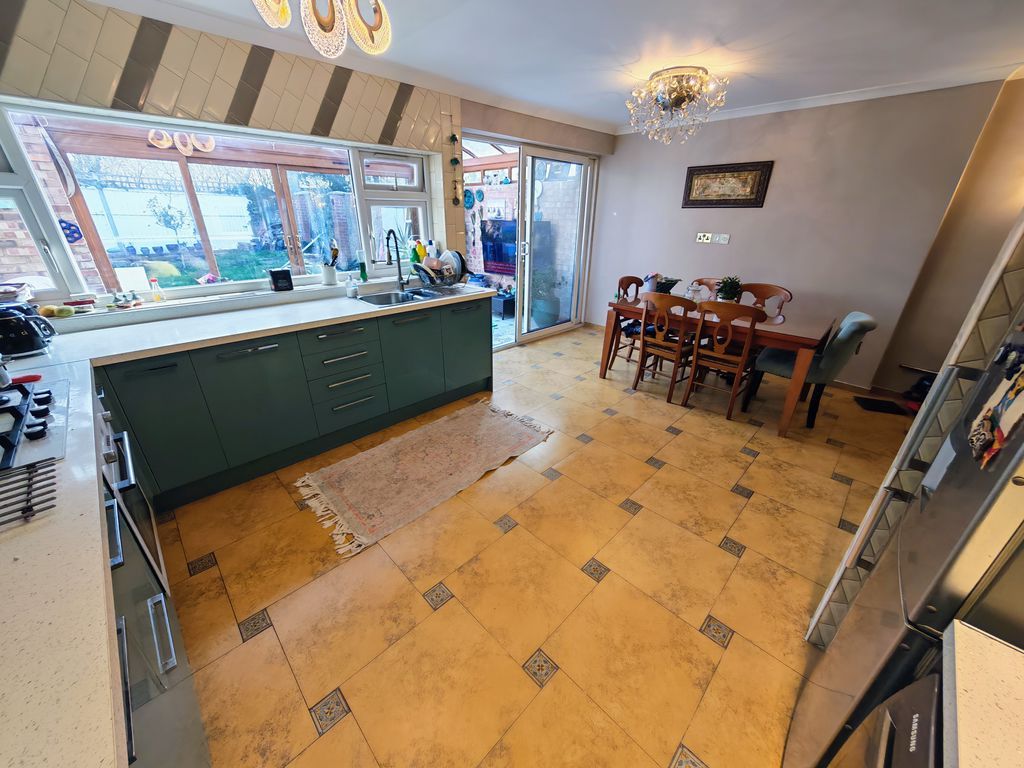 Property photo 3 of 14 Photo 10