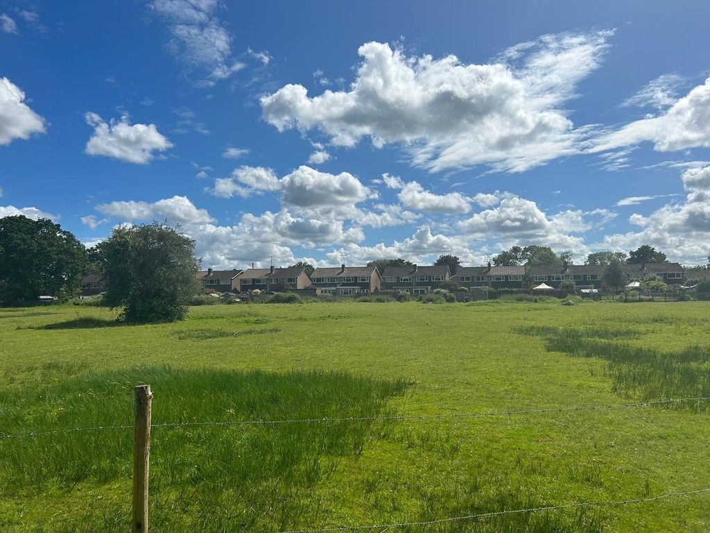 Property photo 3 of 4 Photo 1