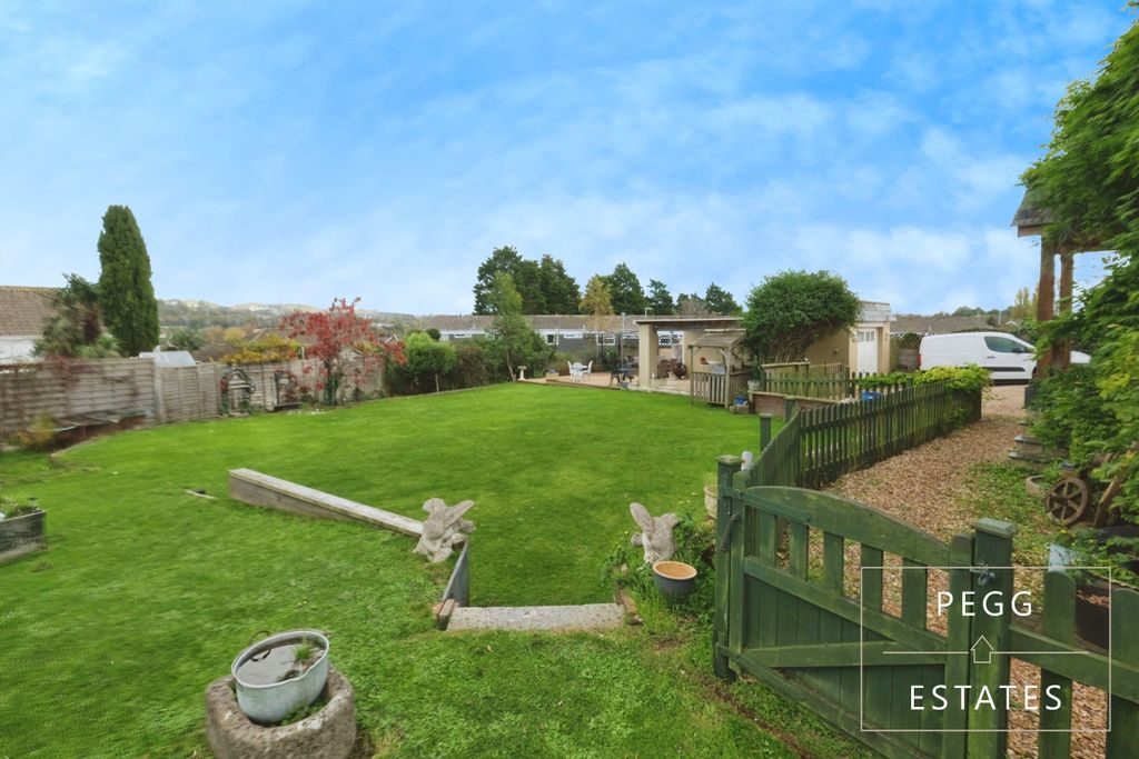 Property photo 1 of 56