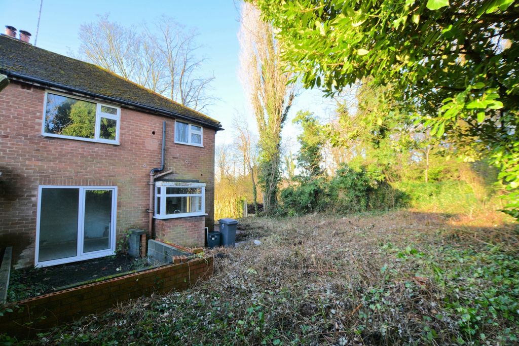 Property photo 2 of 15 Photo 17