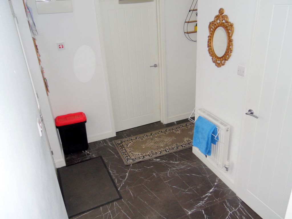 Property photo 2 of 27 Hallway