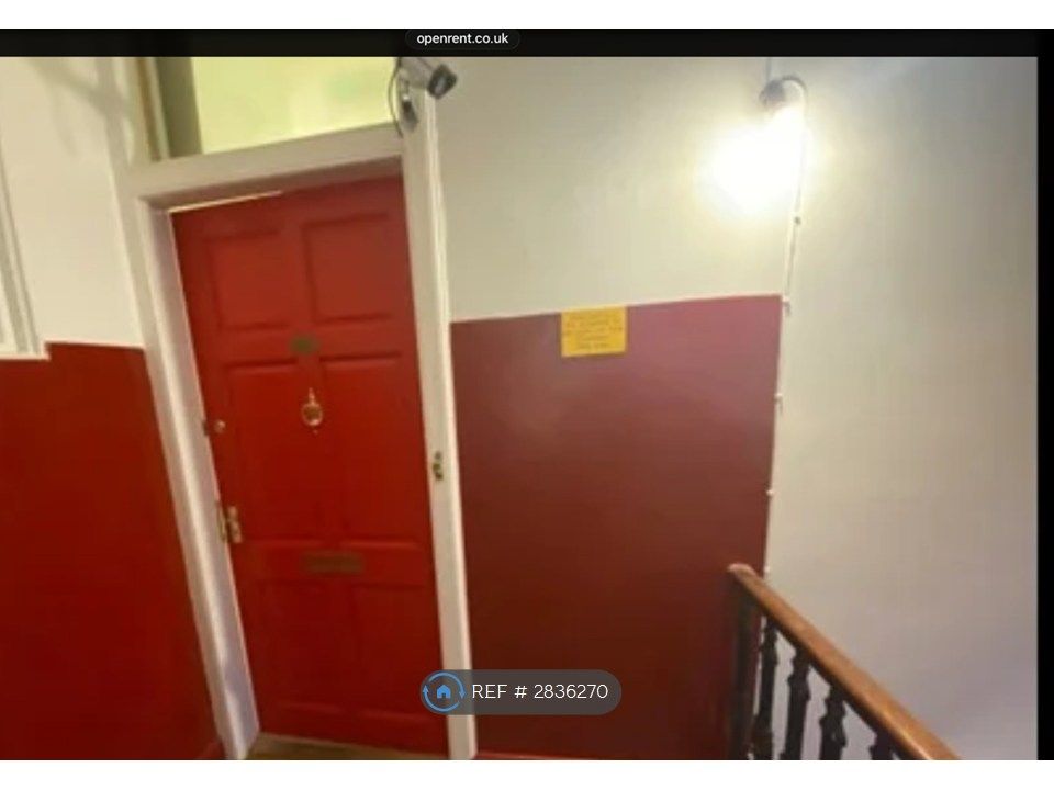 Property photo 2 of 32 Open Wide Entrance To Flat