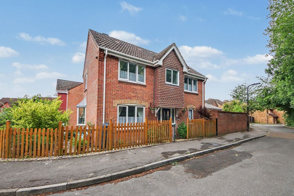 Property photo 1 of 16