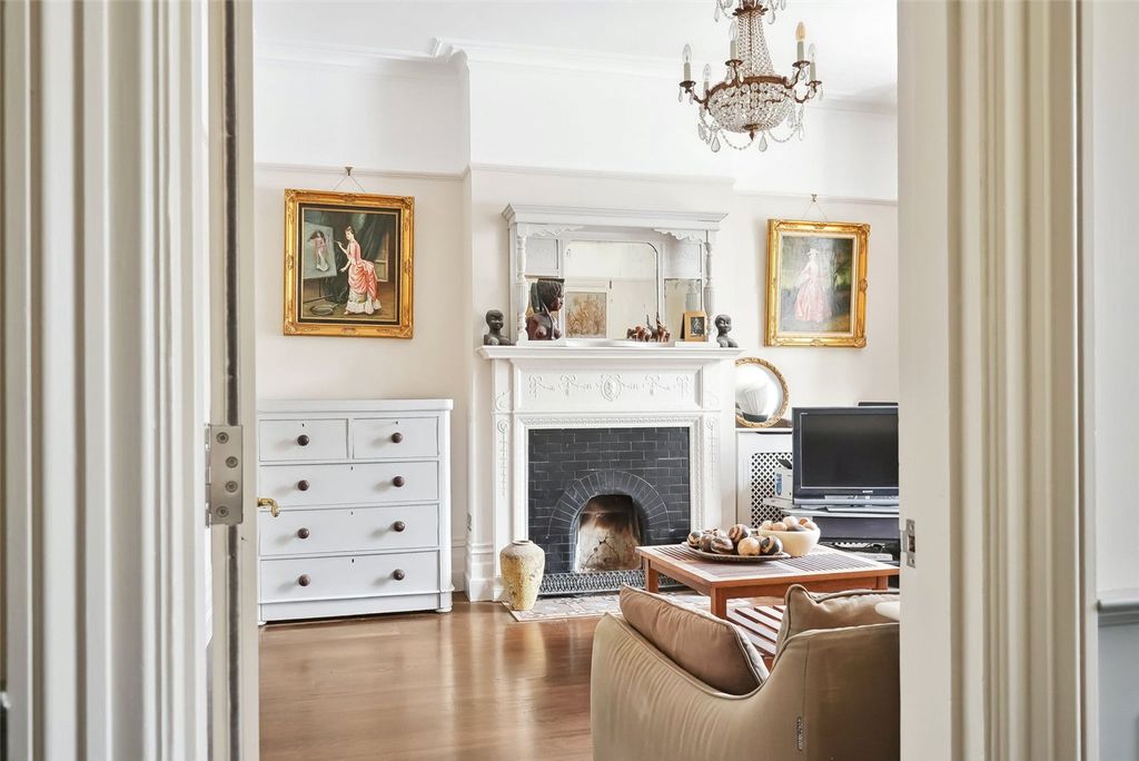 Additional image 7 of 6 bed semi-detached house for saleUxbridge Road, Hampton TW12