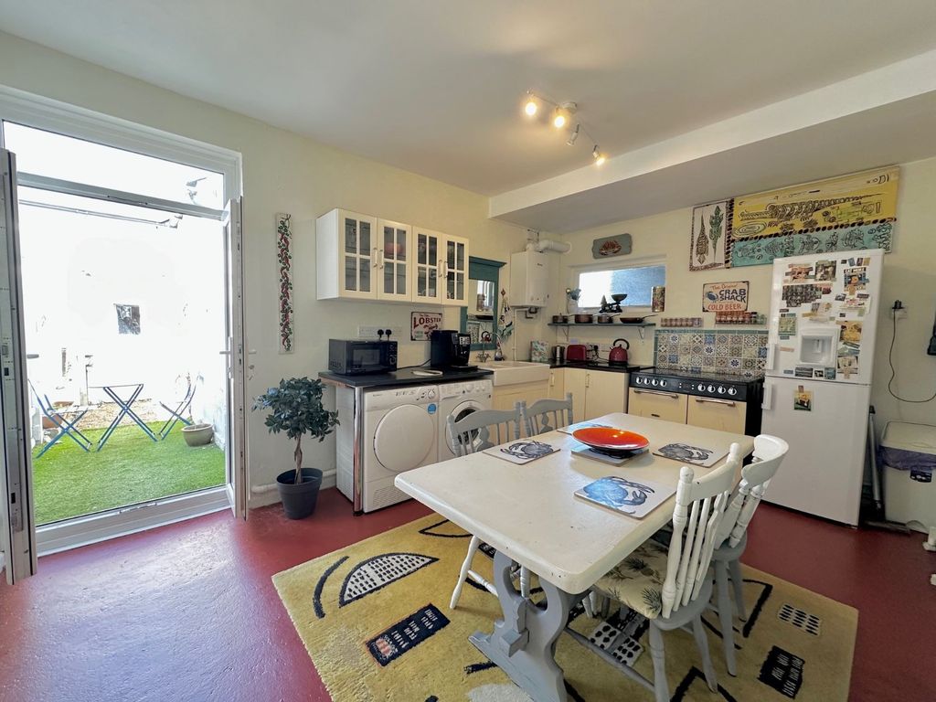 Property photo 3 of 12 Picture No. 09