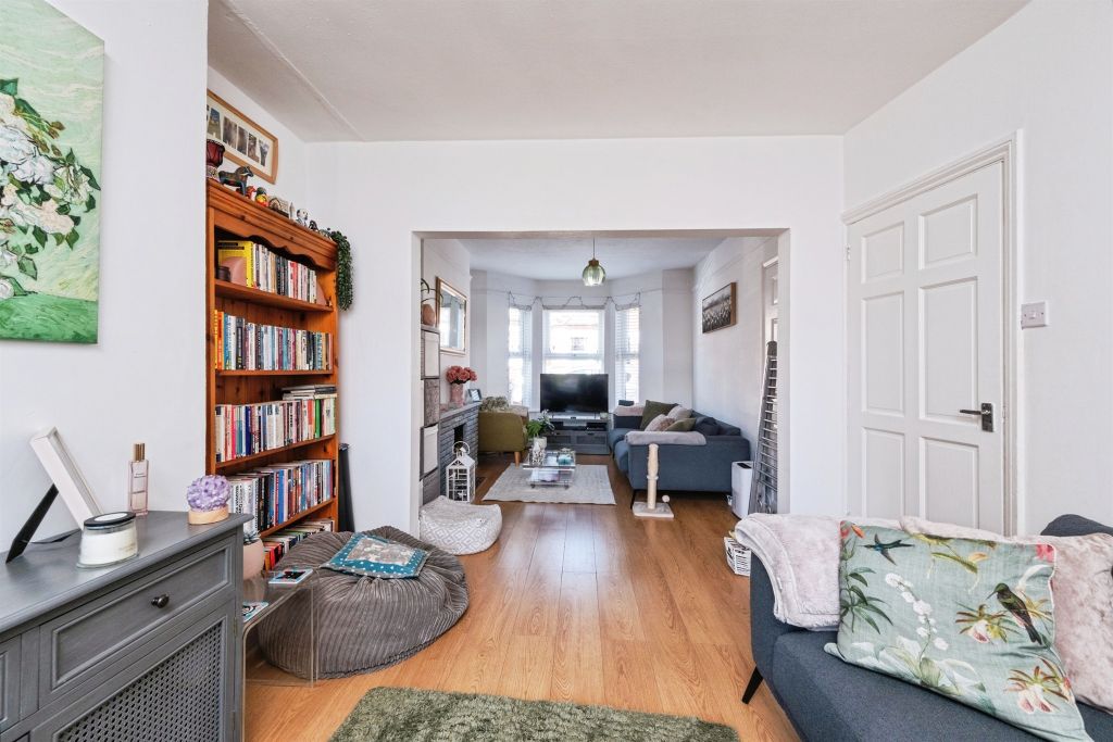 Property photo 3 of 15