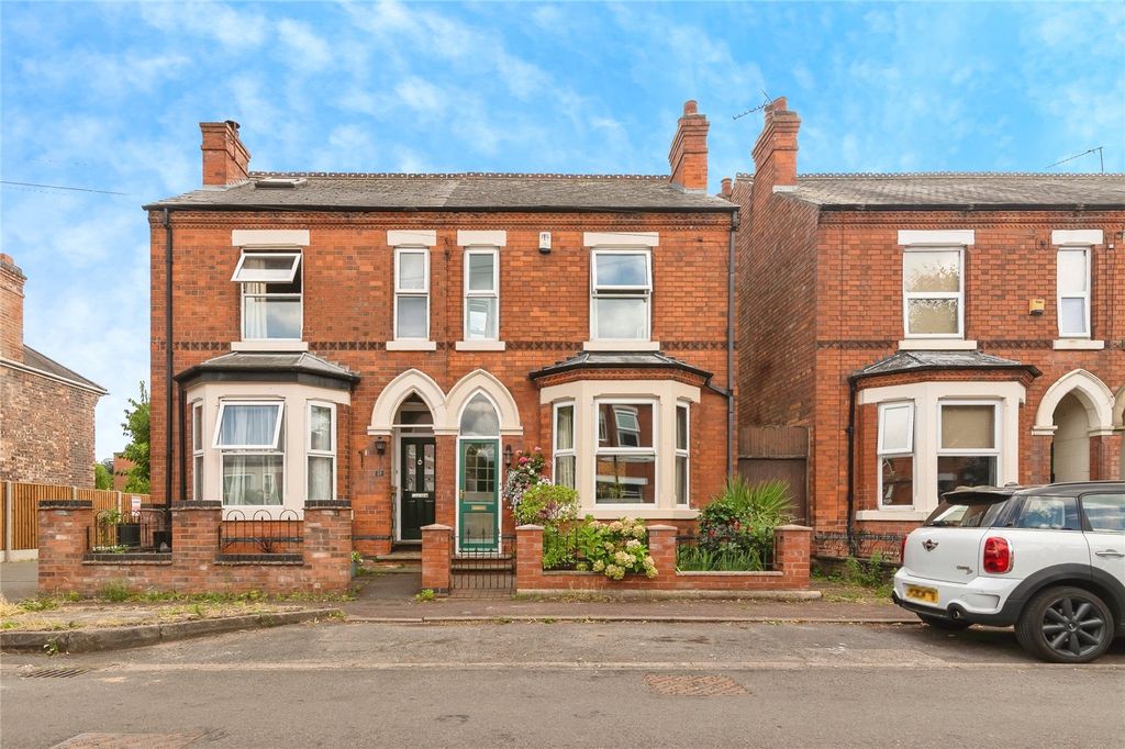 Property photo 1 of 17 Picture No. 24