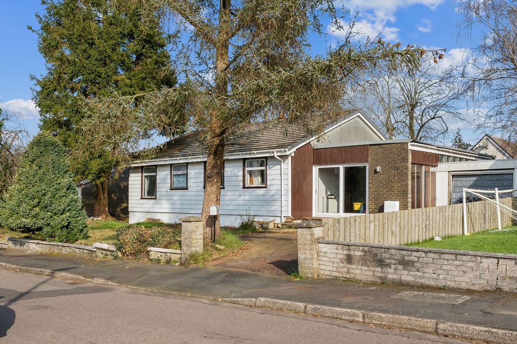 Property photo 1 of 25