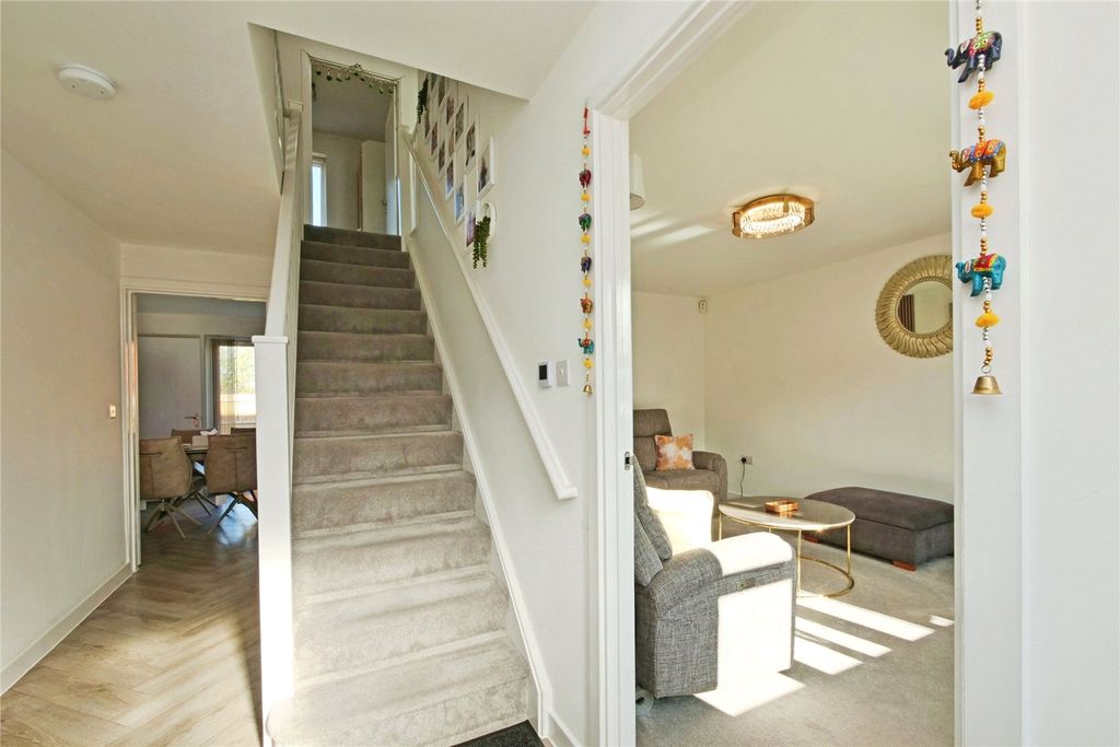 Property photo 2 of 20 Hallway