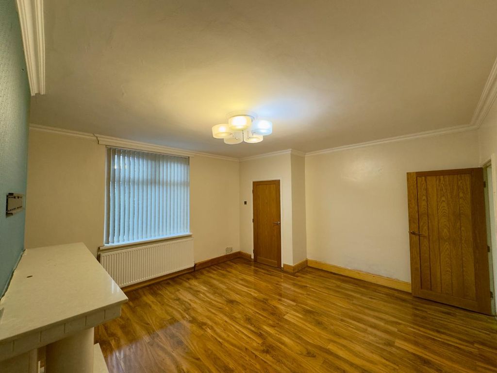 Property photo 3 of 20 Image00003.Jpeg