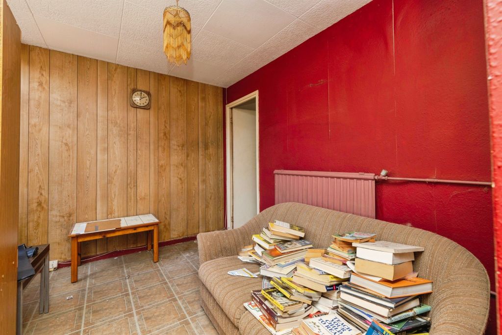 Property photo 3 of 19