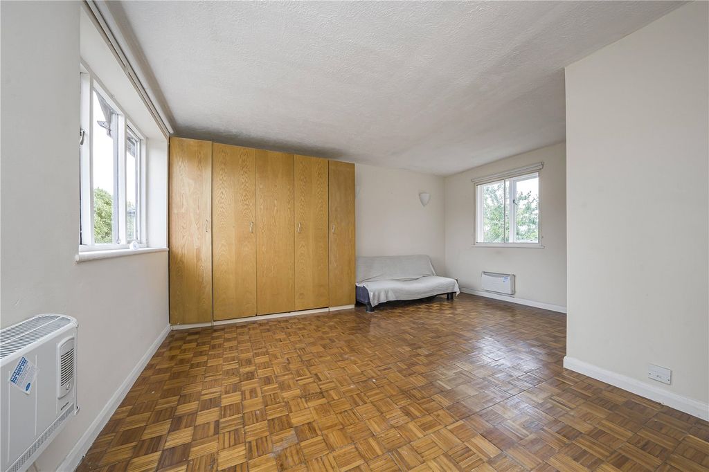 Property photo 3 of 9 Picture No. 04