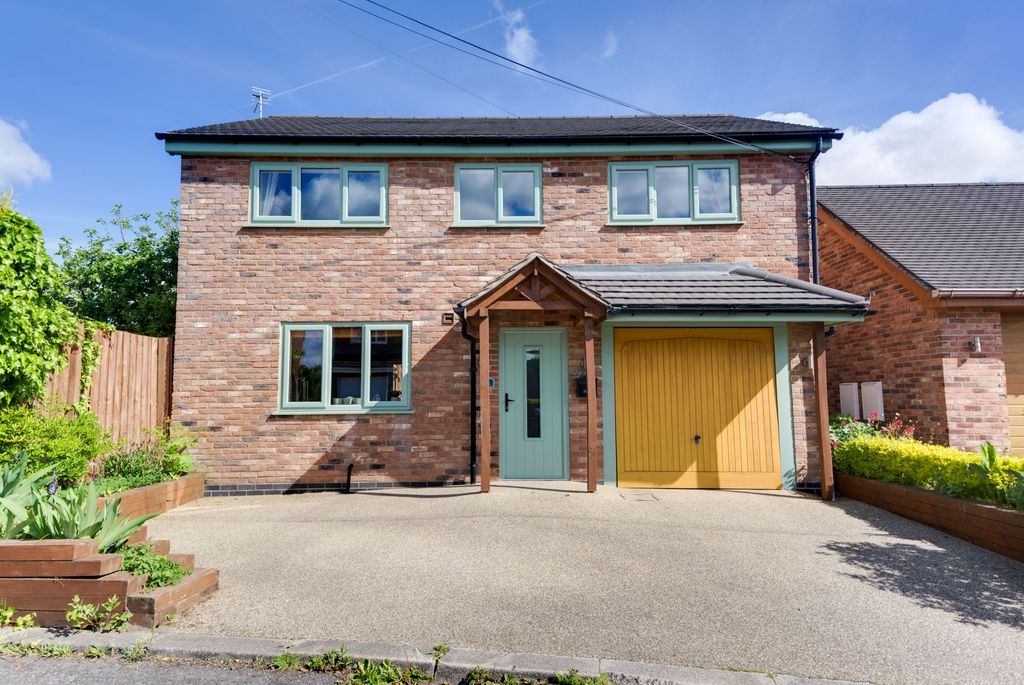 Property photo 1 of 38