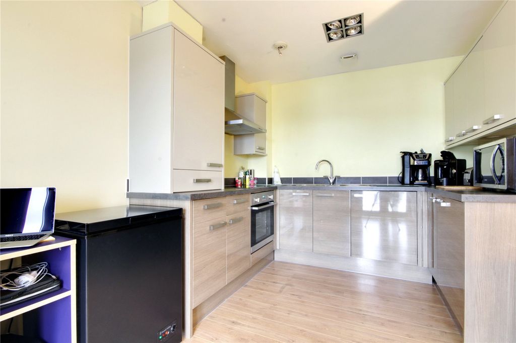 Property photo 2 of 11 Picture No. 08