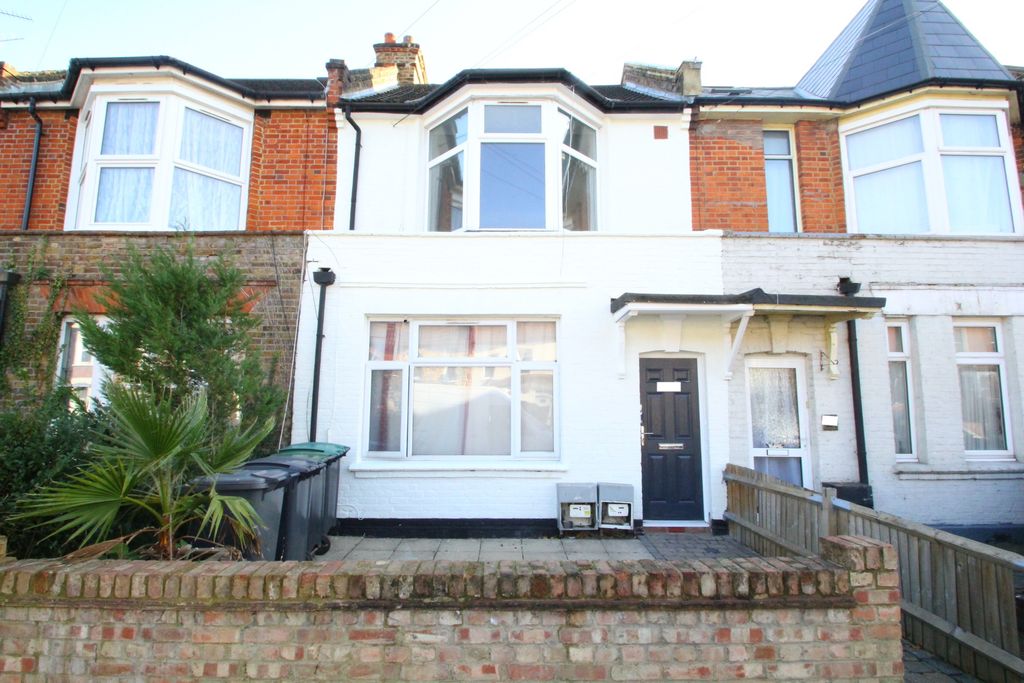 Property photo 1 of 20