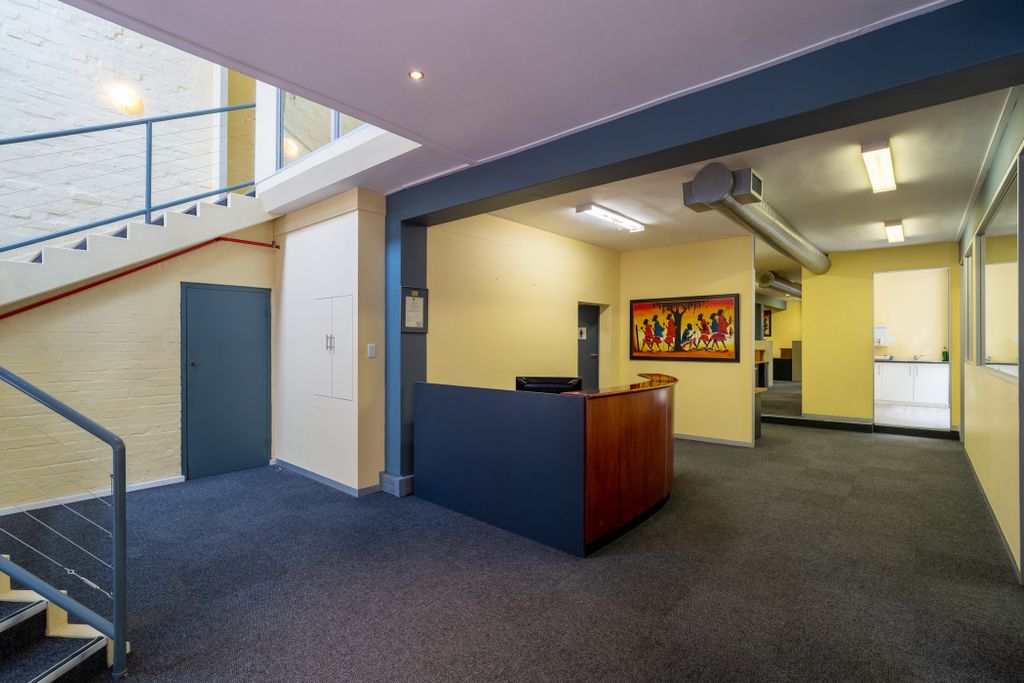 Property photo 3 of 44 Kw1685193