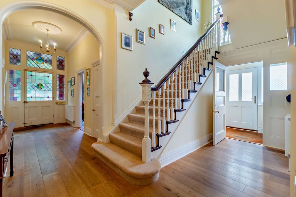 Property photo 3 of 18 Picture No. 25